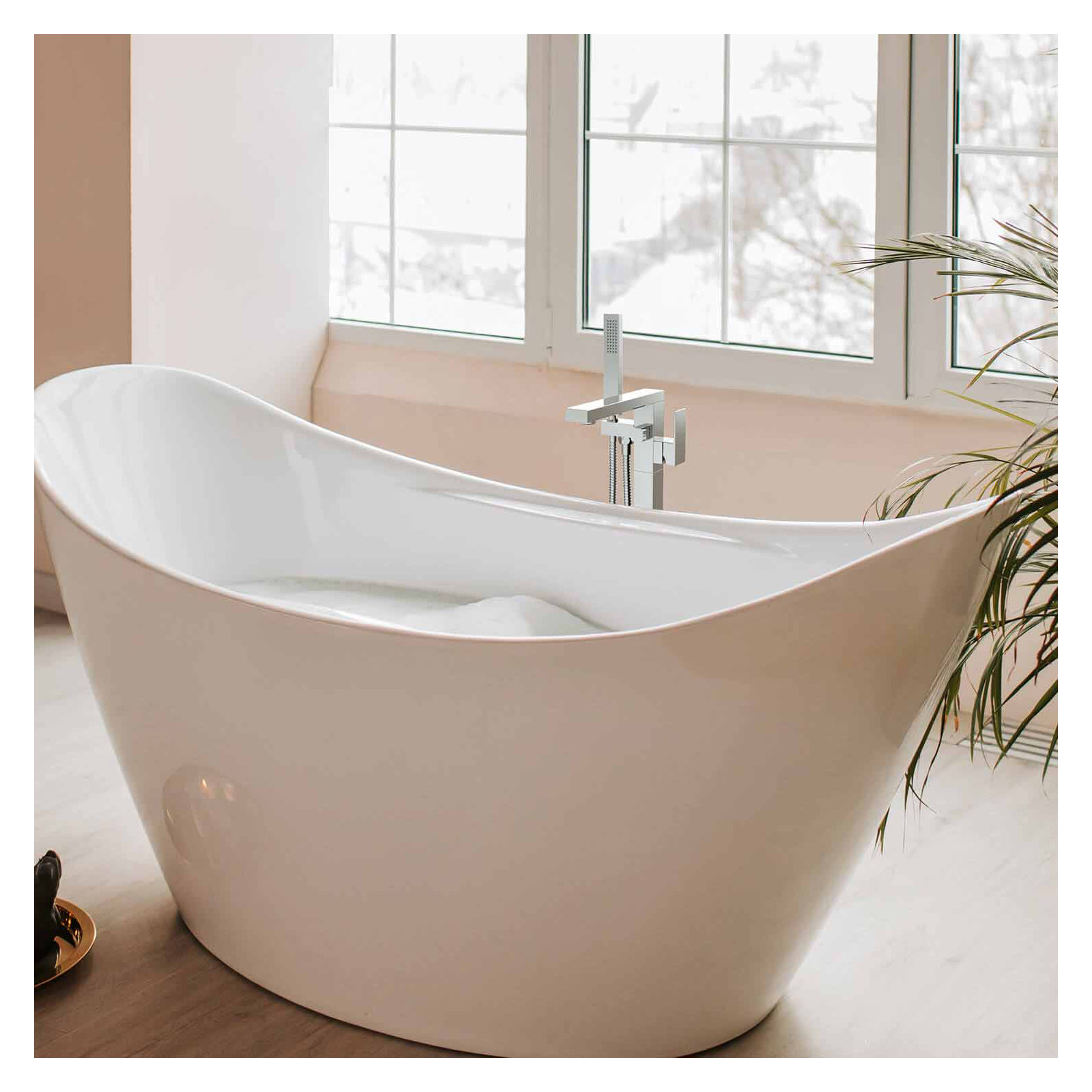 Cube Floor Tub Spout with Diverter, Chrome