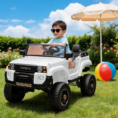 24V 4WD Kids Ride On Car, véhicule électrique 2 places avec télécommande pour les parents, 2 / 4WD permutables, musique Bluetooth, lumières DEL, suspension à ressort, 2 modes de vitesse pour les enfants de 3 ans et plus.