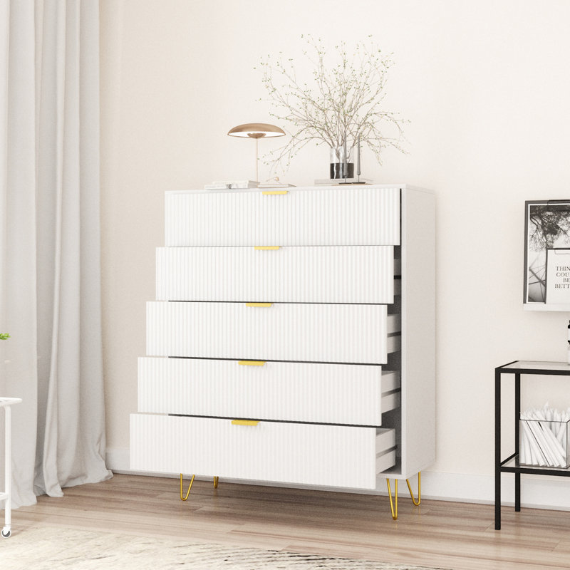 31.50'' W 5 - Drawer Dresser, White