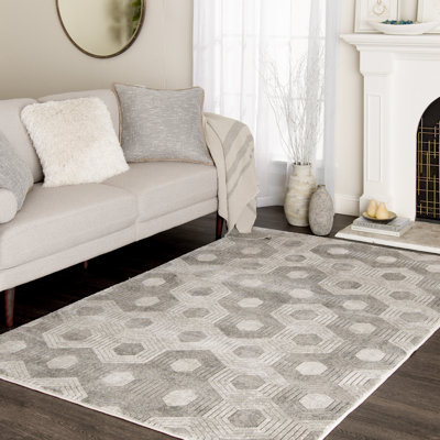 Tapis crème Ebern Designs Allure Alezias