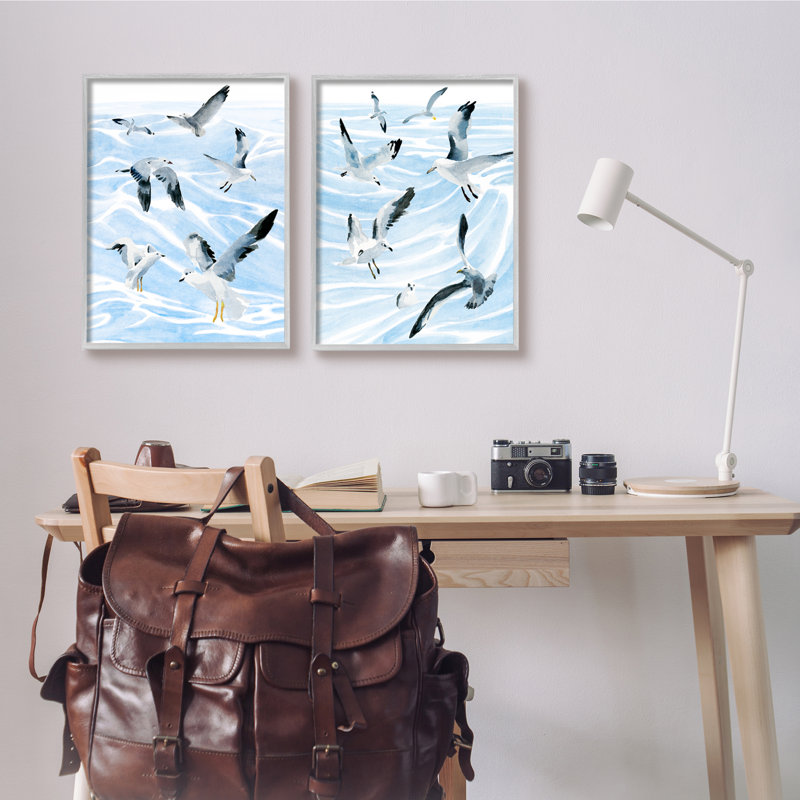 Mouettes en vol, vagues bleues océaniques, Estampe numérique Farmhouse, H 20 po x l 16 po