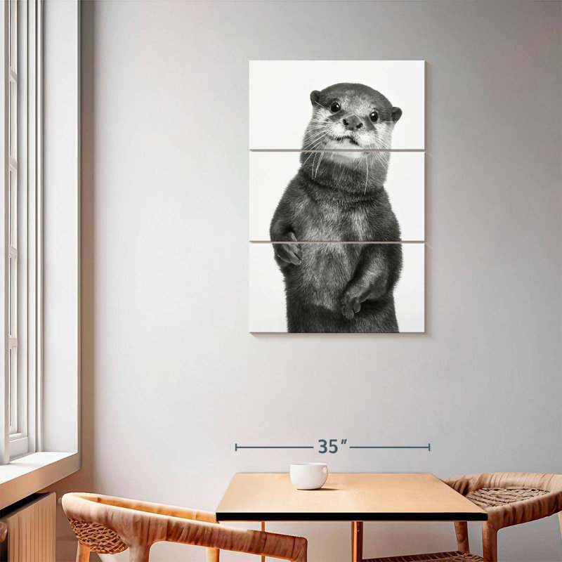 Brampt Monochrome Otter, 57" H x 36" W