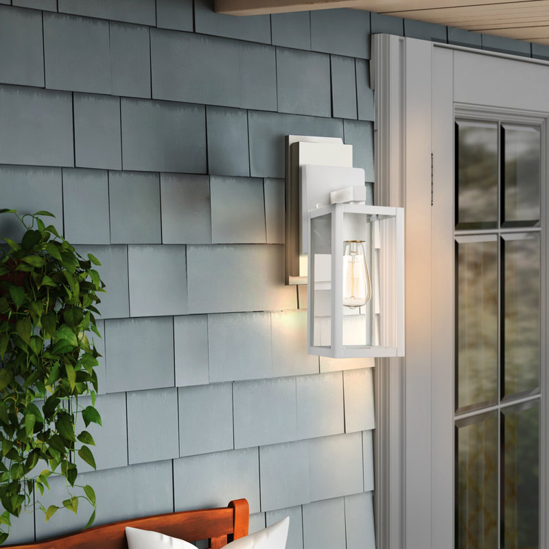 Lanterne murale d'extérieur avec finition blanc cassé, H 13,3 po x l 5 po x P 6 po, Blanc cassé / blanc