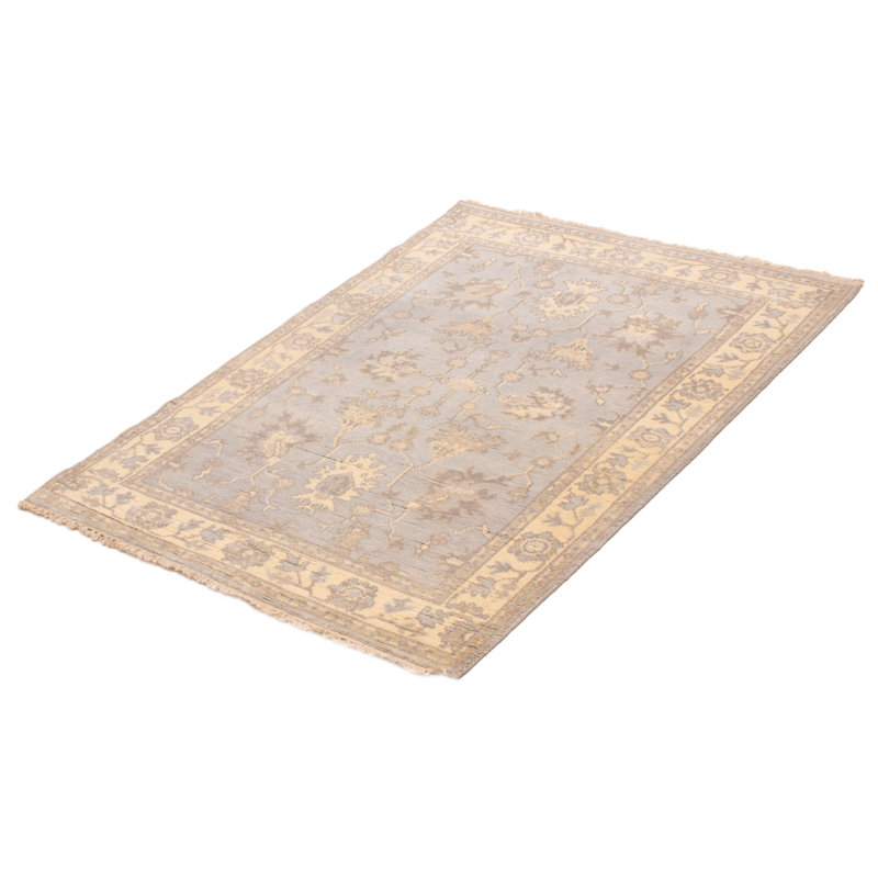 Tapis gris clair Royal Oushak 4 pi 1 po x 5 pi 10 po