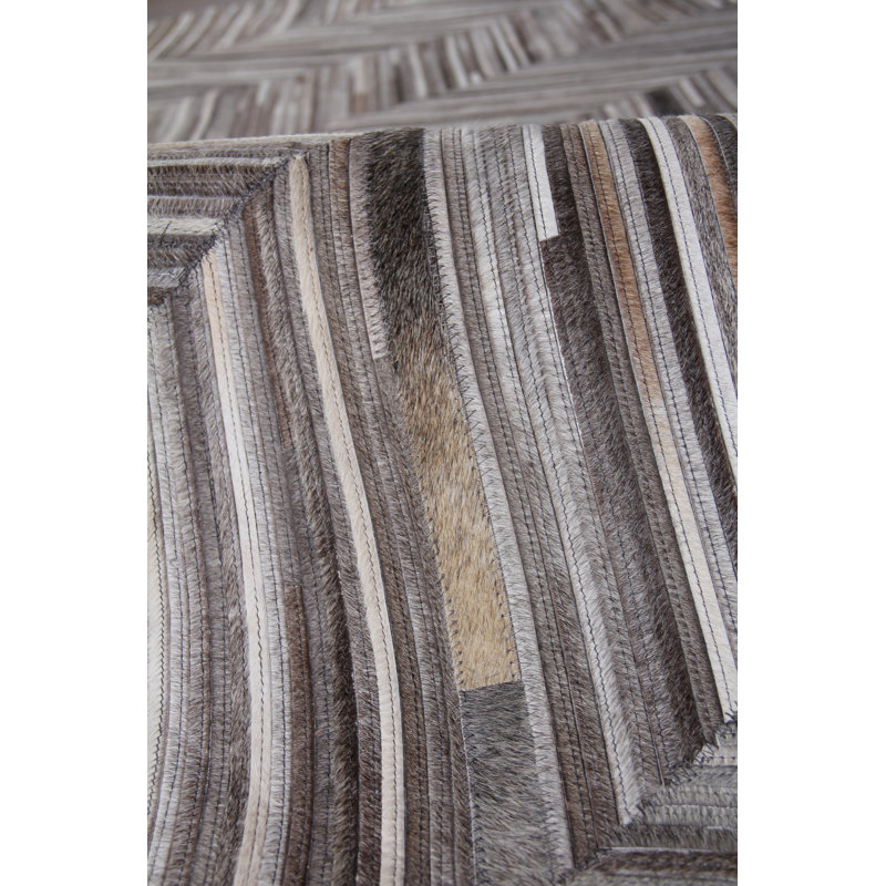 Natural Hide Cowhide Chevron Area Rug, Rectangle 8' x 10'