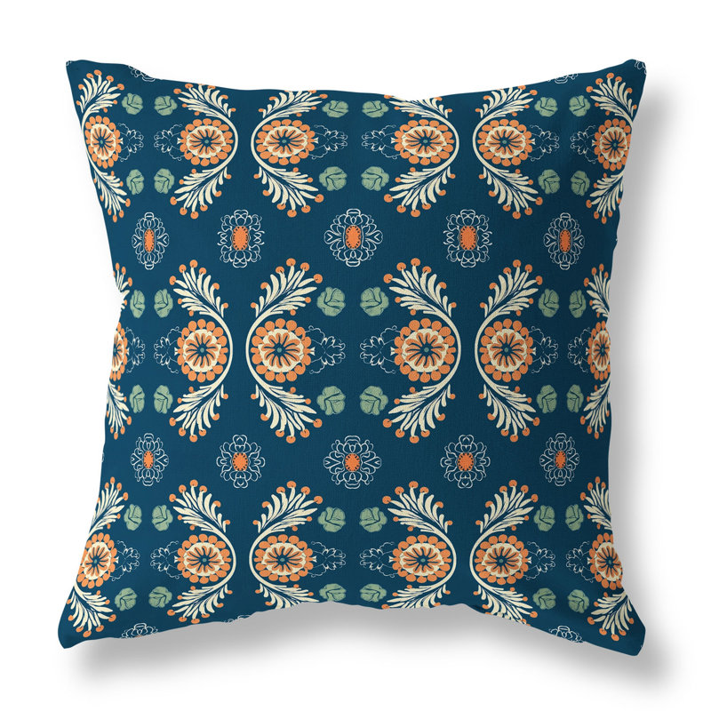 Coussin Petal Parade, H 16 po x l 16 po