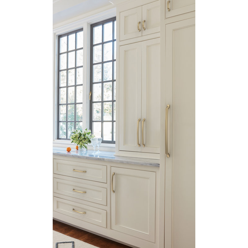 Poignée d'armoire de centre à centre Bellamy (320 mm), Champagne doré, 7 9/16"