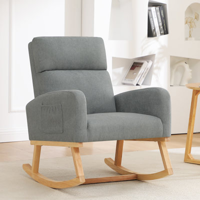 Chaise berçante Wasilewski de 28 po de largeur pour chambre de bébé avec pieds en bois massif