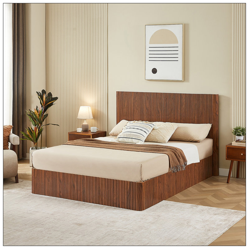 Lit pour chambre à coucher, Noyer