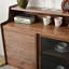 Buffet de style rétro et minimaliste