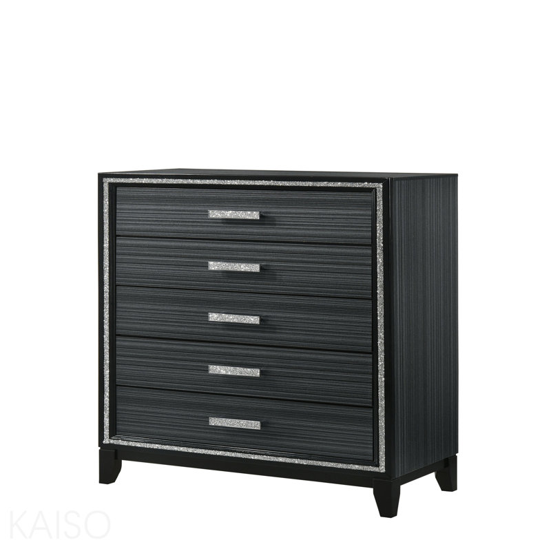 Commode au fini noir patiné, Noir