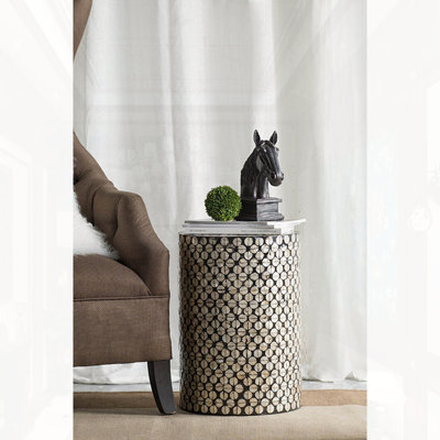 Table d'appoint décorative