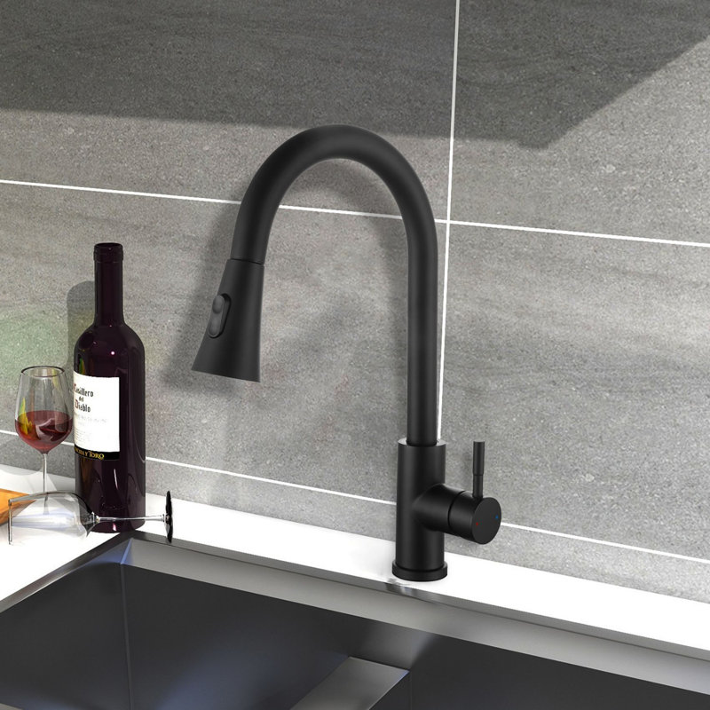 Single Handle Pull Down Sprayer Kitchen Faucet, Matte Black