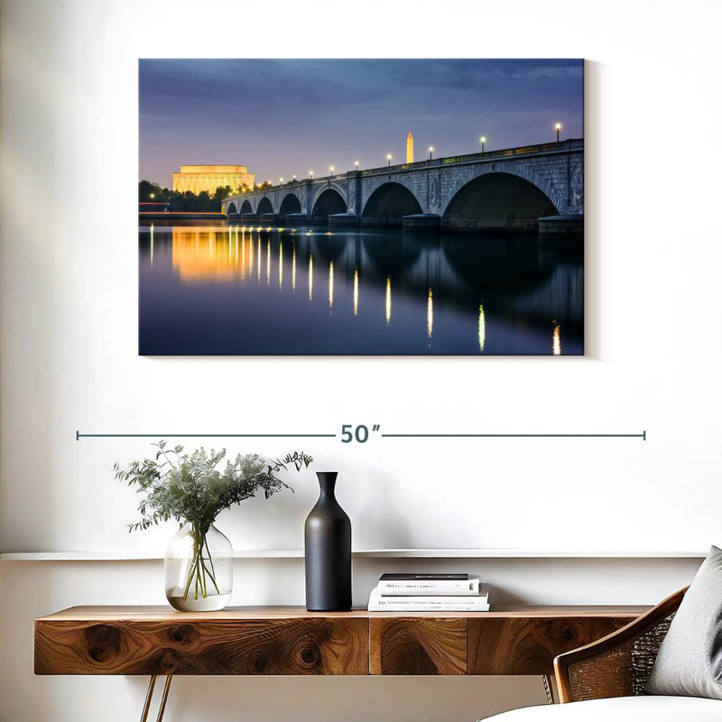 Lilie Arlington Memorial Bridge Glow, H 26 po x l 39 po