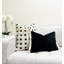 Housse de coussin en velours Domino-108655385-113114581