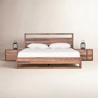 Alvarez 5-Piece Manufactured Wood Bedroom Furniture Set