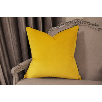 Oliver Square Throw
