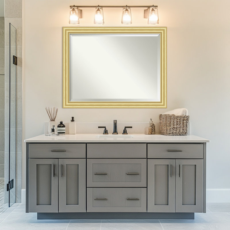 Miroir de salle de bain mural Sophia, 35,5 po x 45,5 po, Doré
