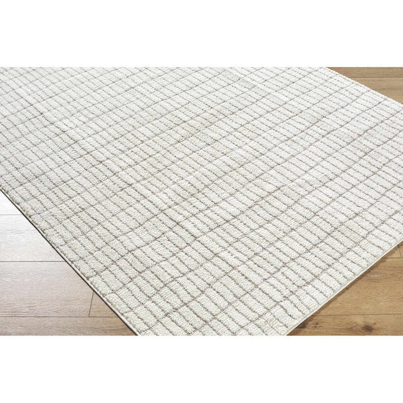 Tapis ivoire à poils longs Our PNW Home x Livabliss Boho Scandi, Rectangle 6 pi 6,7 po x 9 pi