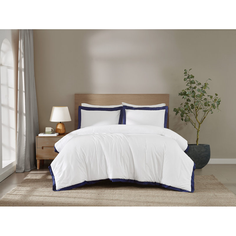 Brooklyn Loom Cotton Face Hotel Border Comforter Set, White/Navy, Queen Comforter + 2 Standard Shams
