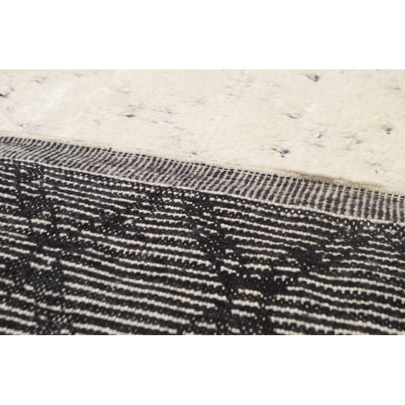 Hand-Knotted High-Quality Ivory and Black Area Rug