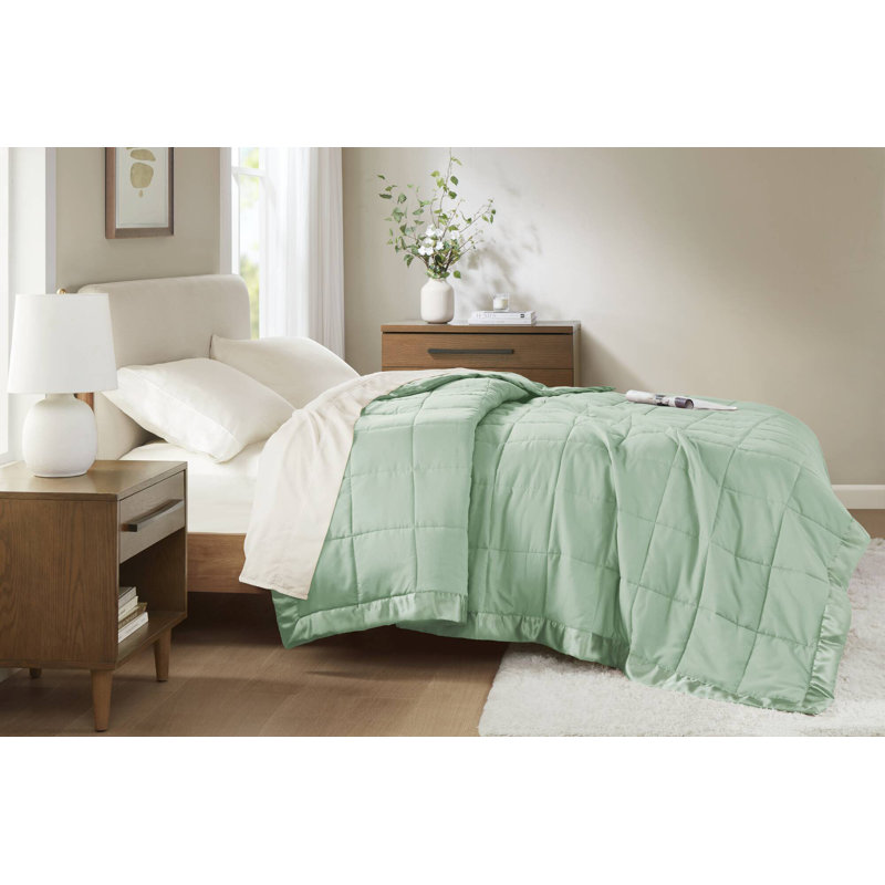 Twin Green Down Alternative Blanket with Satin Trim