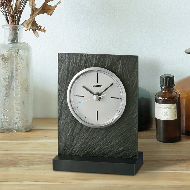 QXG153NLH Classic Modern Clock, Gray