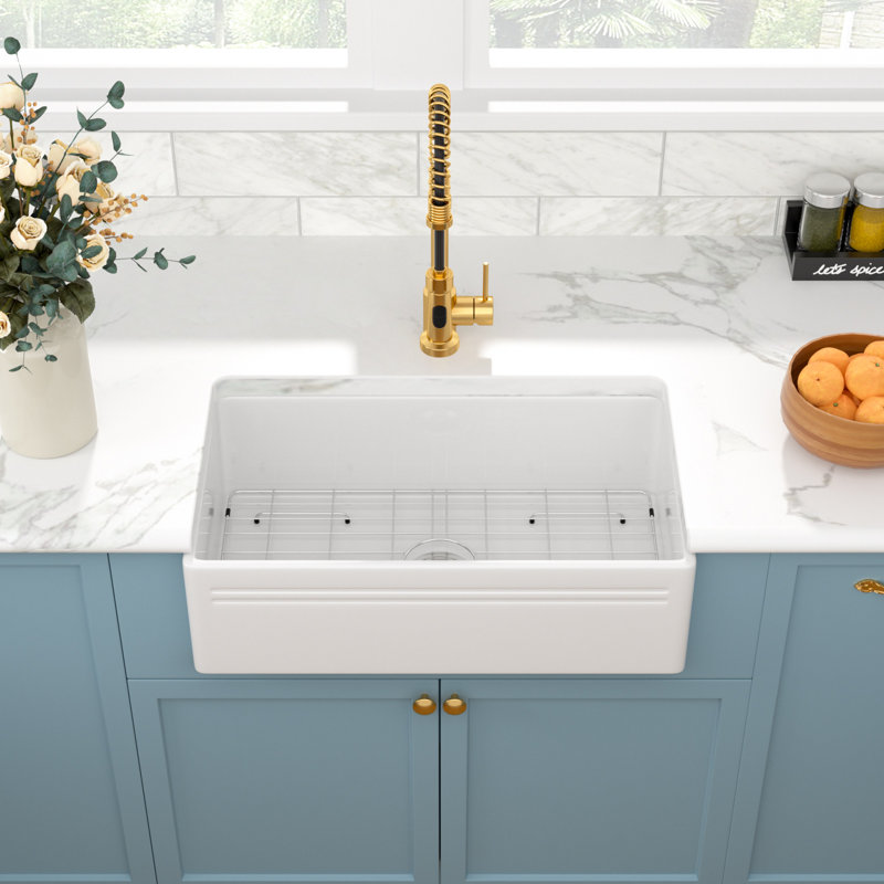 30" L x 18" W Reversible Farmhouse/Apron Kitchen Sink Single Bowl Ceramic Sink