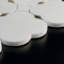 Naturel Dorato blanc et or 9,57 po X 9,57 po Carreau de mosaïque géométrique en marbre poli