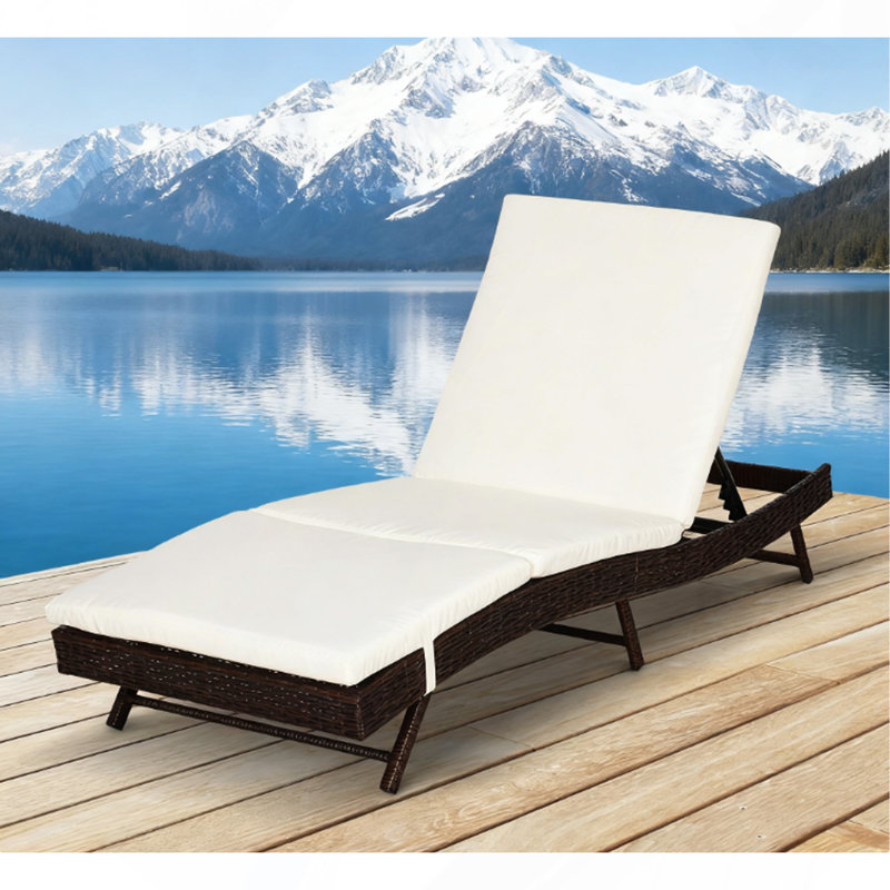 Chaise longue, chaise de piscine