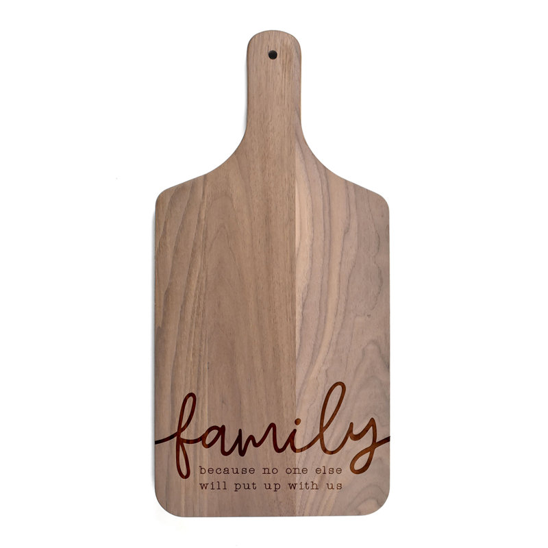 Mettez en place une planche à découper familiale, Noyer