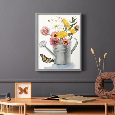 «Watering Can Bouquet I», reproduction encadrée - bois massif
