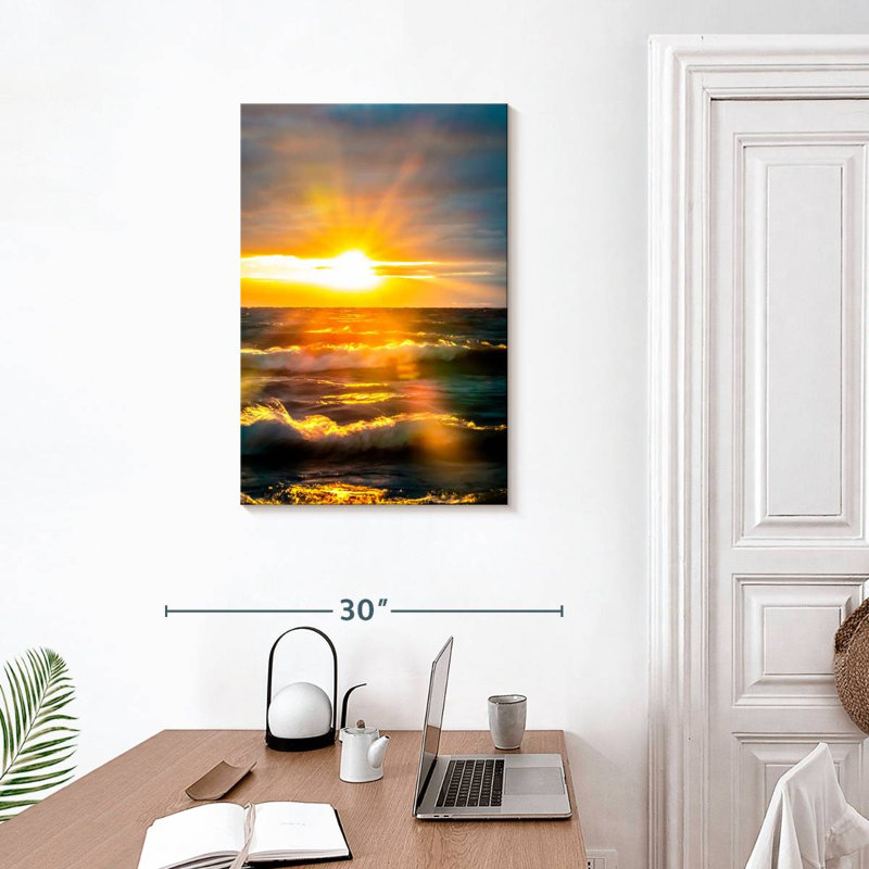 Gillard Sunrise Over Ocean I, H 30 po x l 20 po