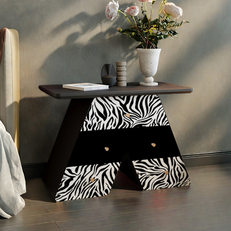 Simple armoire décorative en bois à quatre tiroirs