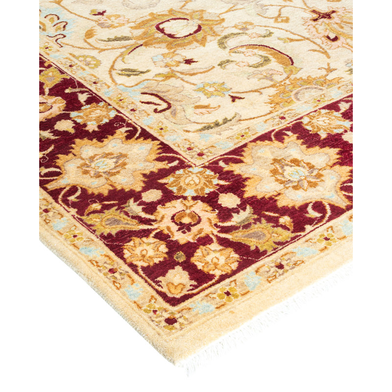 Classic One-of-a-Kind 4'8" x 7'2" Hand Knotted Area Rug