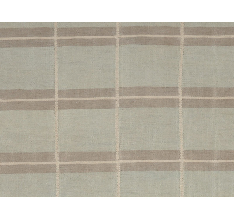 Geometric Area Rug in Gray