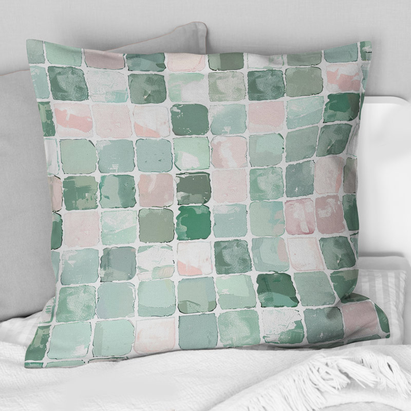 Coussin décoratif à carreaux verts et roses, H 16 po x l 16 po