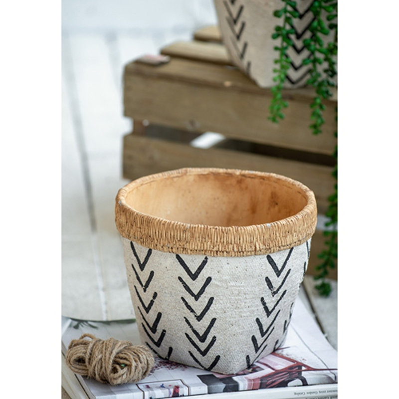 Set Of 2 Cement Planters With V Pattern, L:D10x8" S:D8