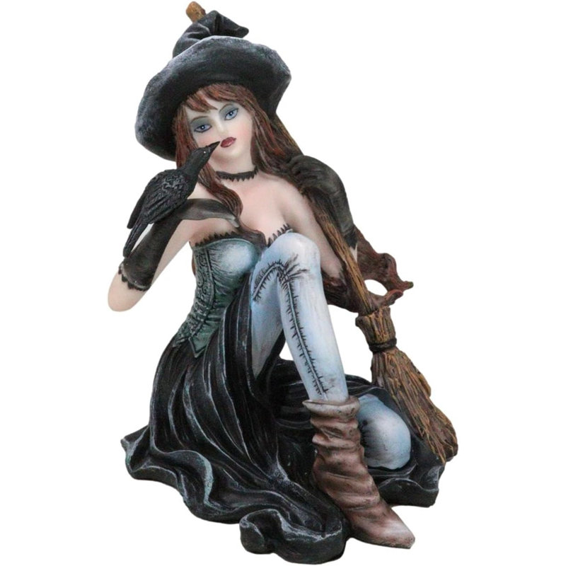 Kailor Fantasy & Sci-Fi Statue