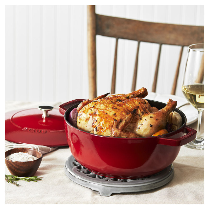 Cocotte ronde en fonte Staub La Cocotte 3,6 L, couleur cerise