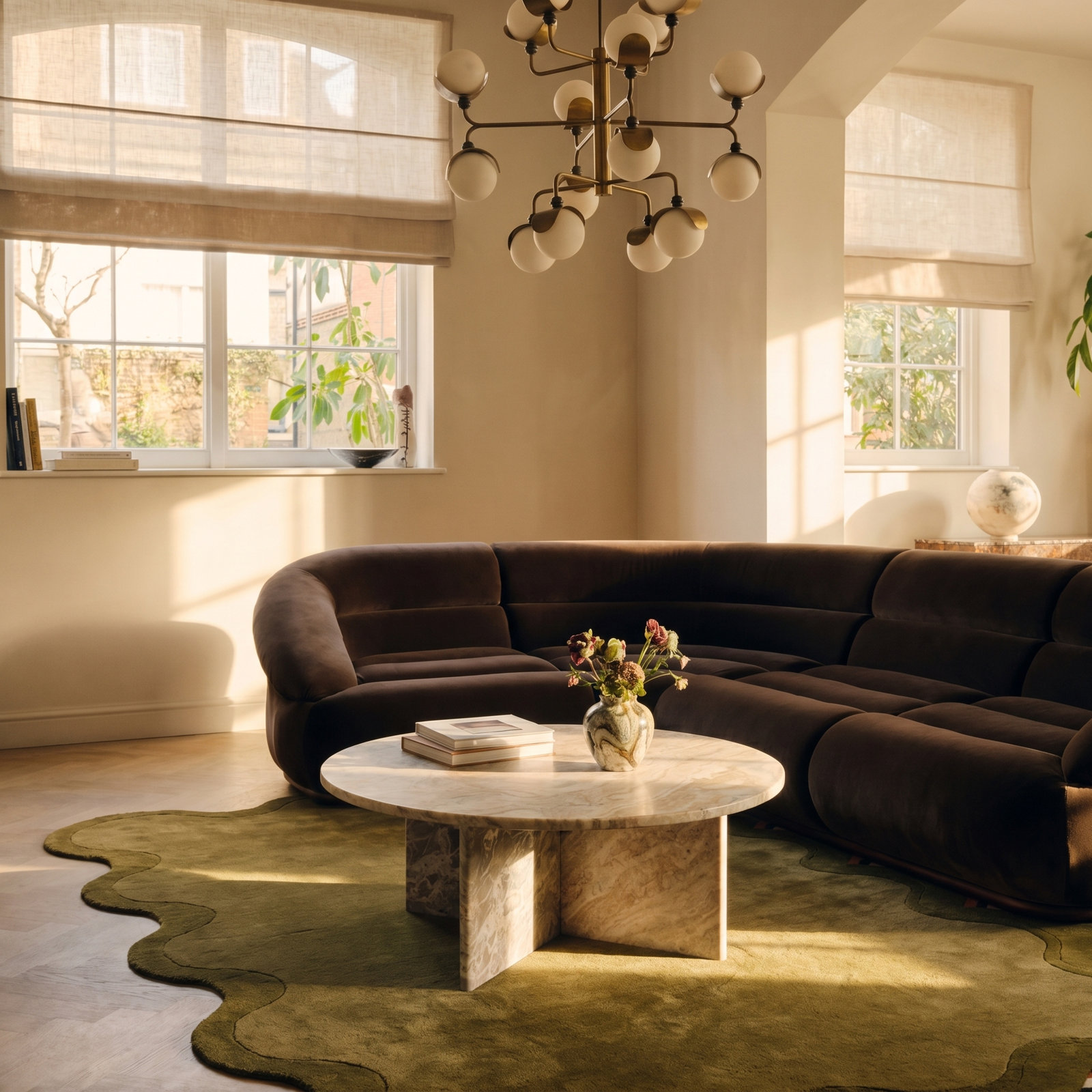  Round 30'' Coffee Table, 16" H x 30" W x 30" D