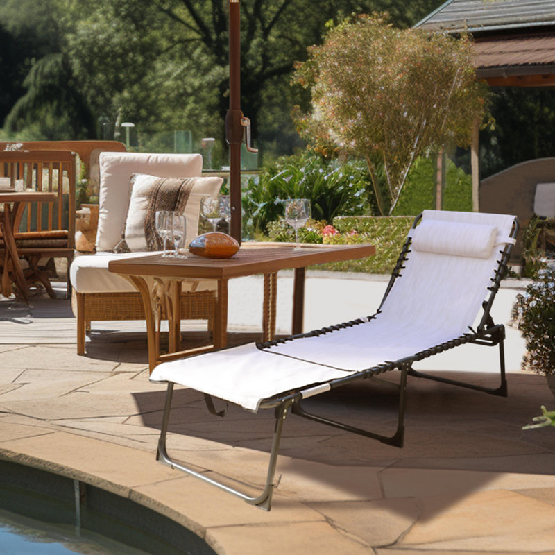 Chaise longue d'extérieur en acier thermolaqué 22,5 po Jenning , Crème