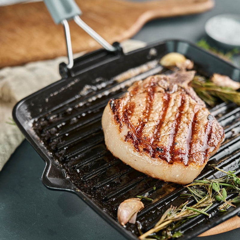 9.45 in. Cast Iron Square Grill Pan