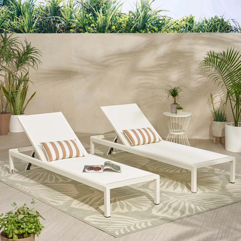 Ensemble de 2 chaises longues de patio, chaise longue d'extérieur blanche Kd, chaise longue de piscine résistante aux intempéries pour la cour, la terrasse et le bord de la piscine