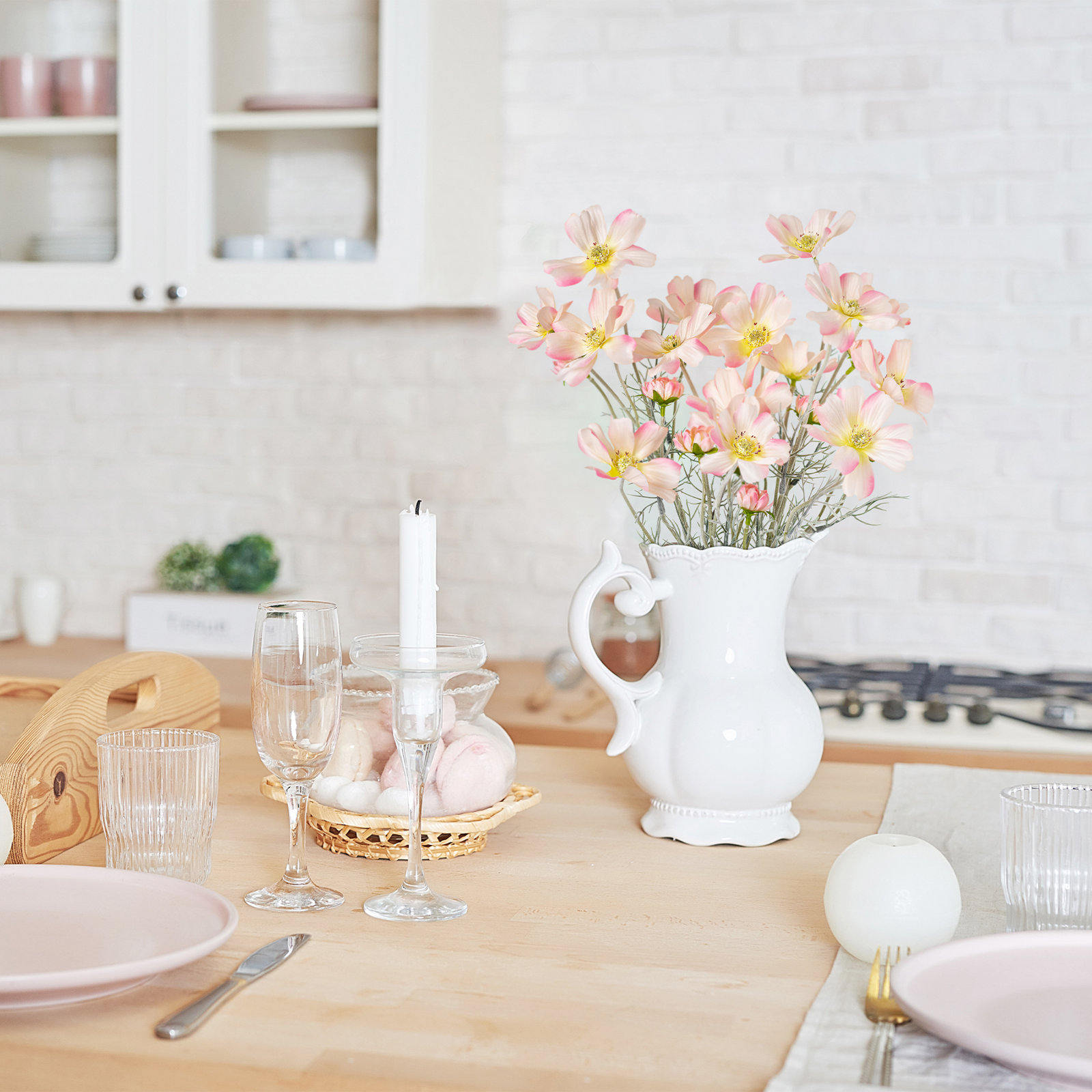 Audet Cornflower Stems, Light Pink, 24" x 5.9"