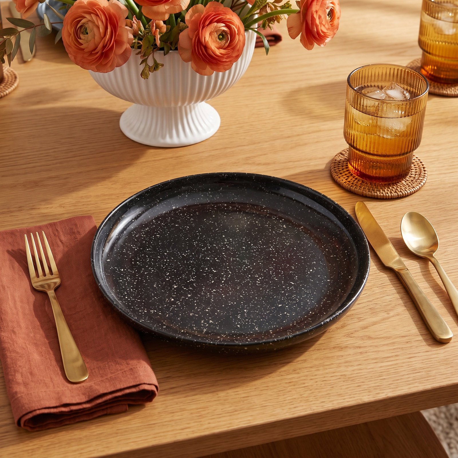 Maskell 11" Dinner Plate, Charcoal