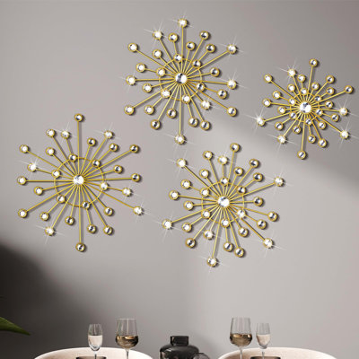 4 pièces décoratives murales en métal Bling Crystal Wall Art Fonte Strass Sunburst Decor Starburst Art Hanging Diamond Accents Décoratif à la maison pour le salon Chambre à coucher (Or)