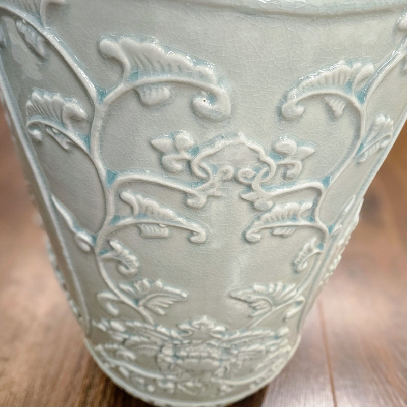 Porcelain Vase Kwun Yin Celadon