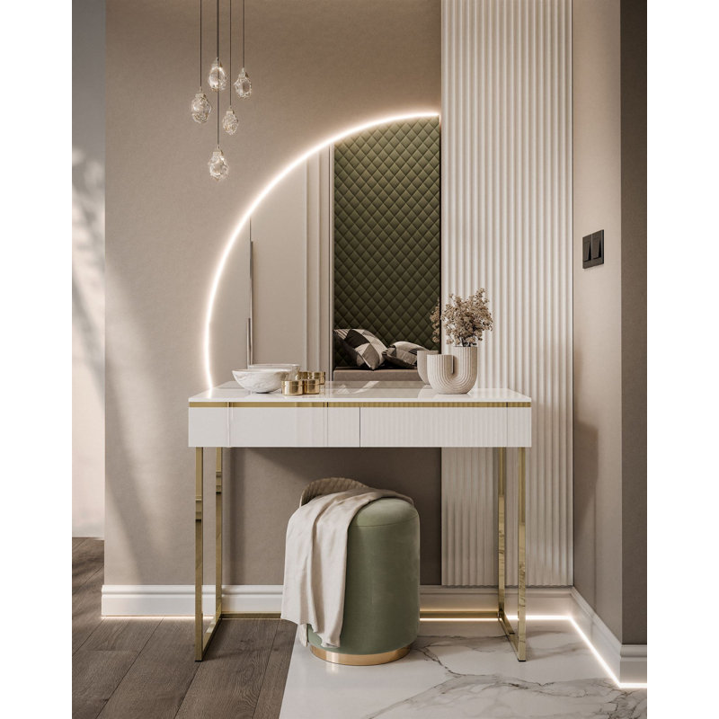 Dressing Table with Mirror