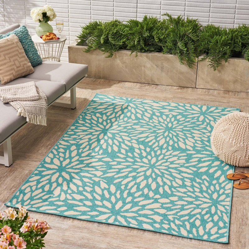 Tapis bleu en polypropylène, Rectangle 5 pi 3 po x 7 pi 6 po